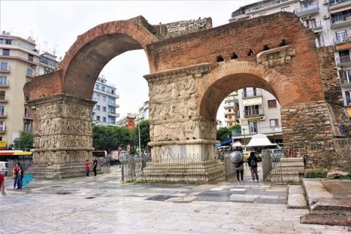 Arco de Galério. Construído em 298 d.C. - 12,5 metros de altura