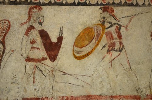 Pinturas de túmulo em Paestum, na Campânia. Todas as fotos via Wikimedia Commons.