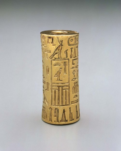 Selo de ouro egípcio
